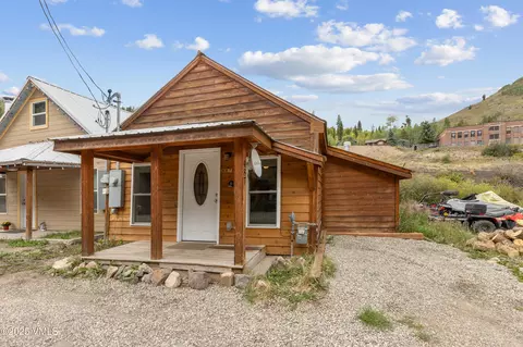 Exterior - 487 Eagle St, Red Cliff, CO 81649 photo 2 of 3