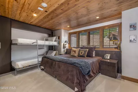 Bedroom - 100 E Meadow Dr #25, Vail, CO 81657 photo 5 of 9