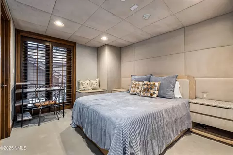 Bedroom - 100 E Meadow Dr #25, Vail, CO 81657 photo 7 of 9