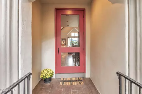 Entry Way - 254 Eagles Glen Rd, Edwards, CO 81632 photo 2 of 2