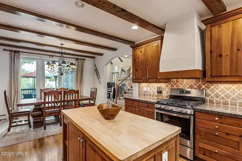 Kitchen - 254 Eagles Glen Rd, Edwards, CO 81632 photo 2 of 4