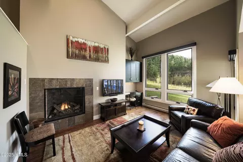 4682 Meadow Dr #31, Vail, CO 81657