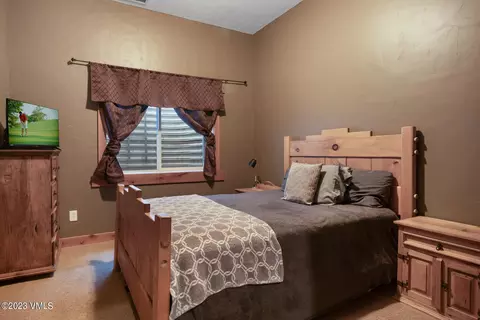 Bedroom - 2432 Eagle Ranch Rd, Eagle, CO 81631 photo 6 of 7