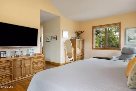 Bedroom - 422 Harrier Cir, Eagle, CO 81631 photo 3 of 7