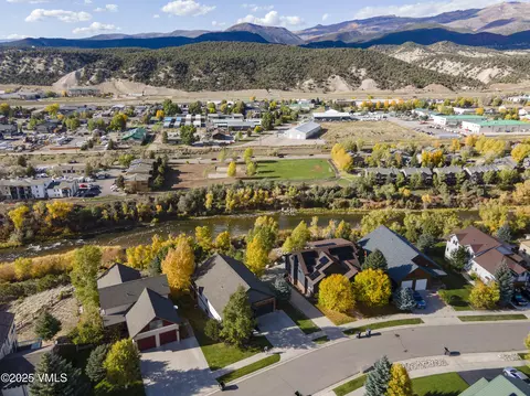 View/Area - 213 Bluffs Dr, Eagle, CO 81631 photo 2 of 8