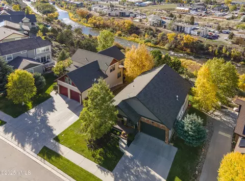 View/Area - 213 Bluffs Dr, Eagle, CO 81631 photo 5 of 8