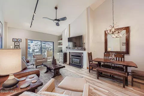 137 Benchmark Rd #520, Avon, CO 81620