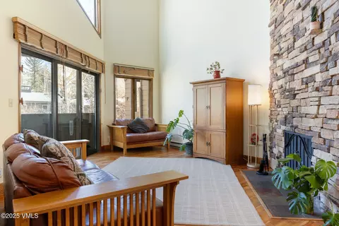 945 Red Sandstone Rd #B-6, Vail, CO 81657