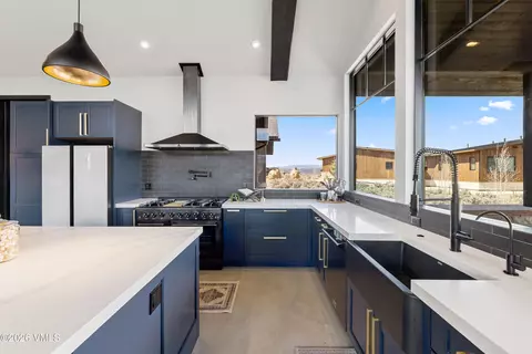 Kitchen - 2188 E Haystacker Dr, Eagle, CO 81631 photo 7 of 11
