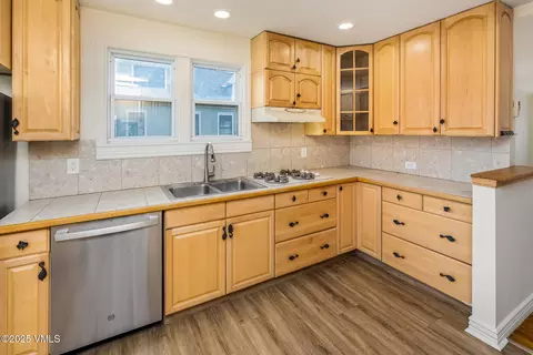 Kitchen - 226 Capitol St, Eagle, CO 81631 photo 4 of 5