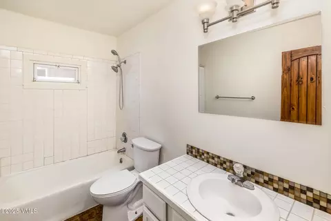 Bath - 226 Capitol St, Eagle, CO 81631 photo 1 of 1