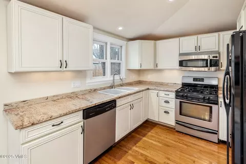 Kitchen - 236 Capitol St, Eagle, CO 81631 photo 2 of 5