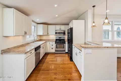 Kitchen - 236 Capitol St, Eagle, CO 81631 photo 1 of 5