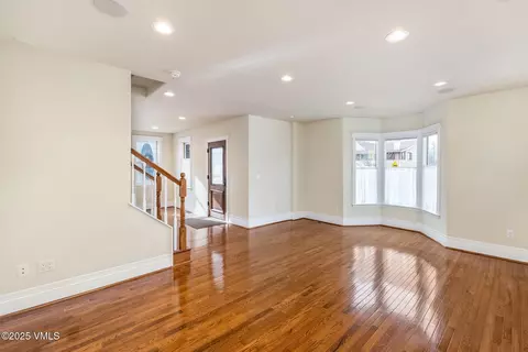 Living - 236 Capitol St, Eagle, CO 81631 photo 1 of 10