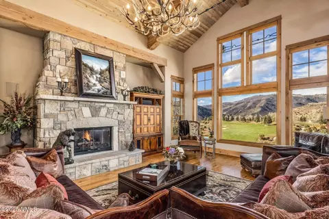 Living - 33 Legends Ct, Edwards, CO 81632 photo 4 of 9