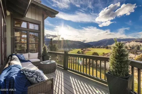 Exterior - 33 Legends Ct, Edwards, CO 81632 photo 3 of 13