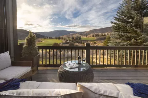 Exterior - 33 Legends Ct, Edwards, CO 81632 photo 6 of 13