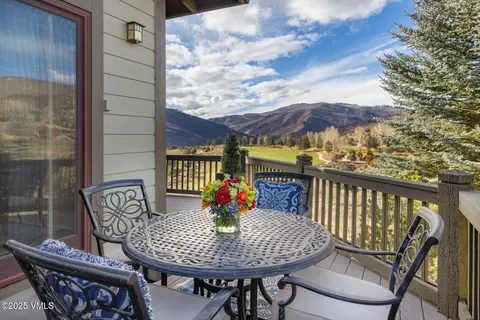 Exterior - 33 Legends Ct, Edwards, CO 81632 photo 8 of 13