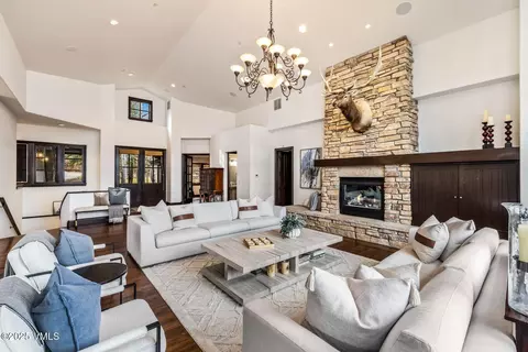 Living - 1223 Red Draw, Edwards, CO 81632 photo 4 of 7