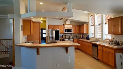 105 Bowie Rd, Gypsum, CO 81637