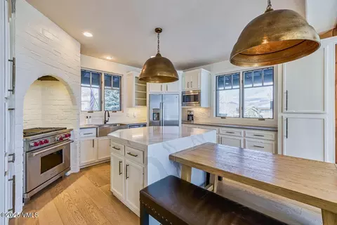 748 Hernage Creek Rd, Eagle, CO 81631