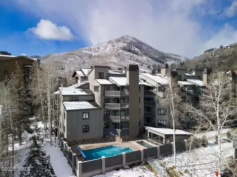 548 S Frontage Rd #301, Vail, CO 81657