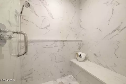 Bath - 203 Arrowhead Dr W, Edwards, CO 81632 photo 2 of 2