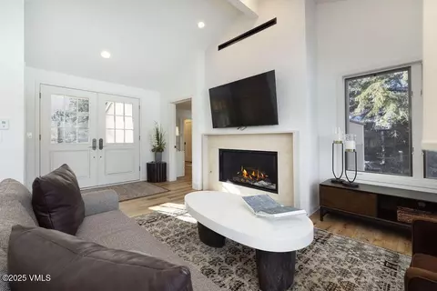 Living - 203 Arrowhead Dr W, Edwards, CO 81632 photo 2 of 3