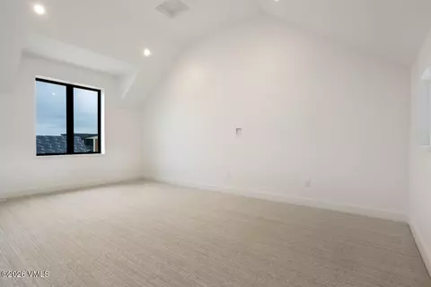 Bedroom - 563 Mount Hope Cir, Eagle, CO 81631 photo 4 of 11
