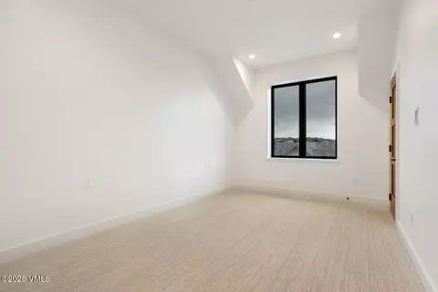 Bedroom - 563 Mount Hope Cir, Eagle, CO 81631 photo 5 of 11
