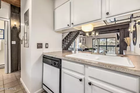 Kitchen - 980 Vail View Dr #D304, Vail, CO 81657 photo 1 of 1