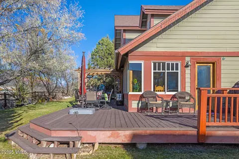 Exterior - 25 Sunset Ct, Eagle, CO 81631 photo 4 of 9