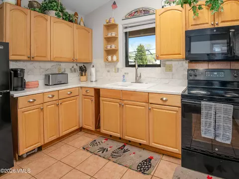 Kitchen - 344 Capitol St, Eagle, CO 81631 photo 5 of 5
