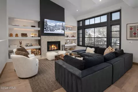 17 Meadow Ct #E-3, Beaver Creek, CO 81620
