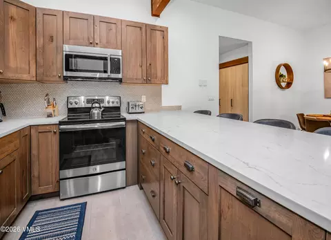 Kitchen - 165 Gopher Rd #E27, Avon, CO 81620 photo 1 of 1