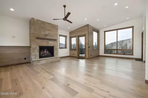 Living - 91 Rowel Dr, Edwards, CO 81632 photo 2 of 3