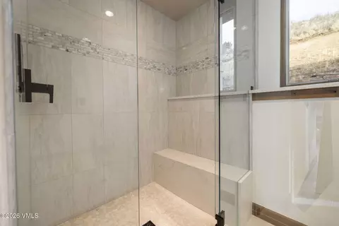 Bath - 91 Rowel Dr, Edwards, CO 81632 photo 2 of 2