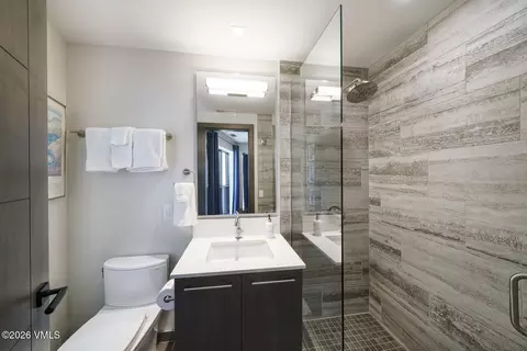 Bath - 430 S Frontage Rd #RU-206, Vail, CO 81657 photo 5 of 5