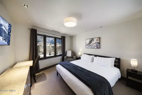 Bedroom - 430 S Frontage Rd #RU-206, Vail, CO 81657 photo 3 of 6