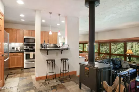 3911 Bighorn Rd #1-B, Vail, CO 81657