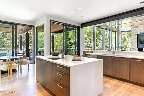 Kitchen - 2440 Chamonix Ln, Vail, CO 81657 photo 4 of 5