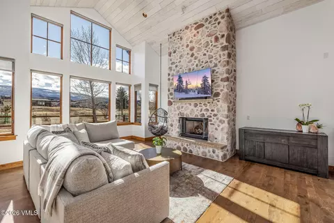 Living - 2044 Eagle Ranch Rd, Eagle, CO 81631 photo 2 of 3