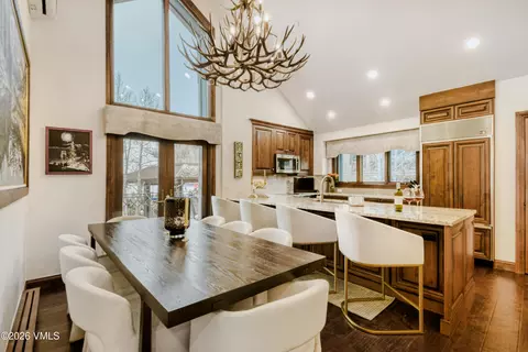 45 W Thomas Pl #R-17, Beaver Creek, CO 81620