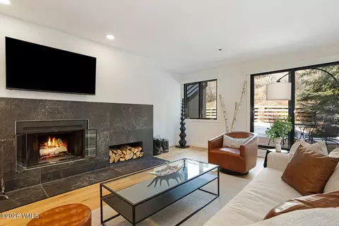 311 Offerson Rd #232, Beaver Creek, CO 81620