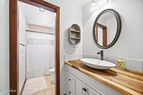 Bath - 5 Condor Dr, Eagle, CO 81631 photo 5 of 5