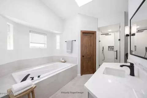 Bath - 5 Condor Dr, Eagle, CO 81631 photo 4 of 5