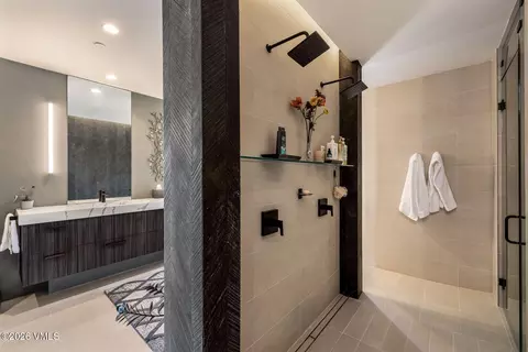 Bath - 891 E Haystacker Dr, Eagle, CO 81631 photo 2 of 5