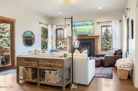 Living - 165 Palmer Loop, Eagle, CO 81631 photo 2 of 4