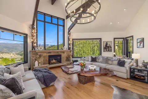 Living - 1122 Red Draw, Edwards, CO 81632 photo 2 of 11