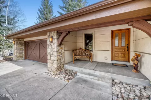 Exterior - 229 Riverbend Dr #E, Edwards, CO 81632 photo 5 of 8